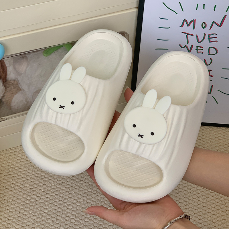 Home Goods Bathroom Accessories - Ciepłe, miękkie kapcie z serii Hot